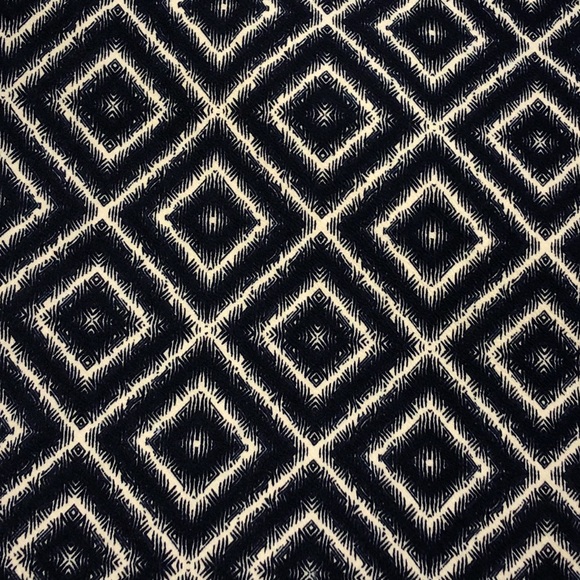 LuLaRoe | Cassie Pencil Skirt | NWOT | Size XS - Picture 3 of 5